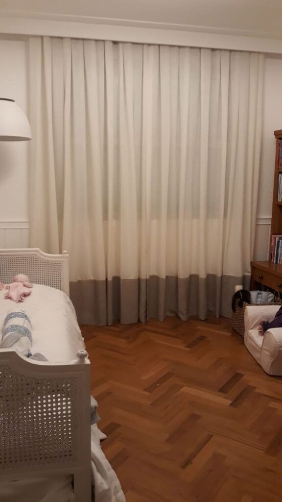 Cortina Pregas na sala