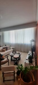 Cortina pregas na sala